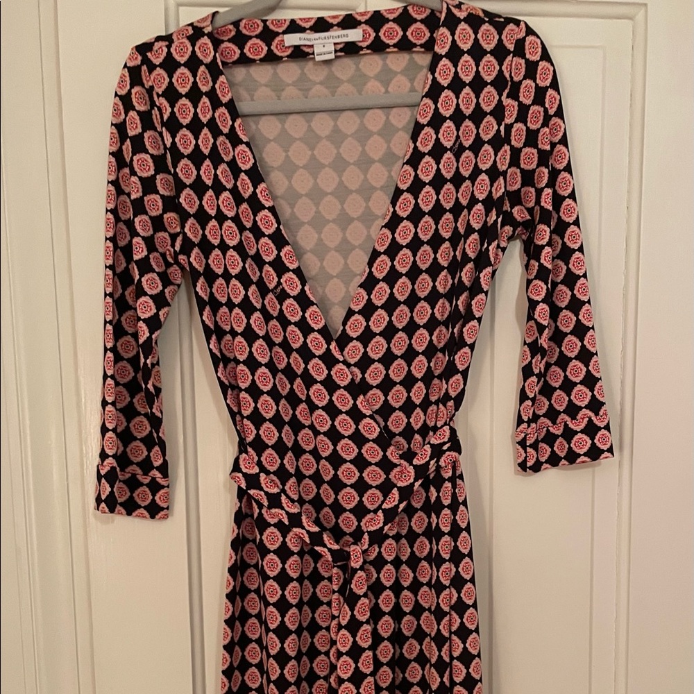 Diane Von Furstenberg (DVF) knee length wrap dress